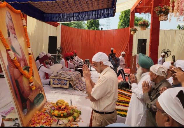 भगवान वाल्मिकी की शिक्षाएँ समाज के लिए पथप्रदर्शक हैं: डॉ. बलबीर सिंह